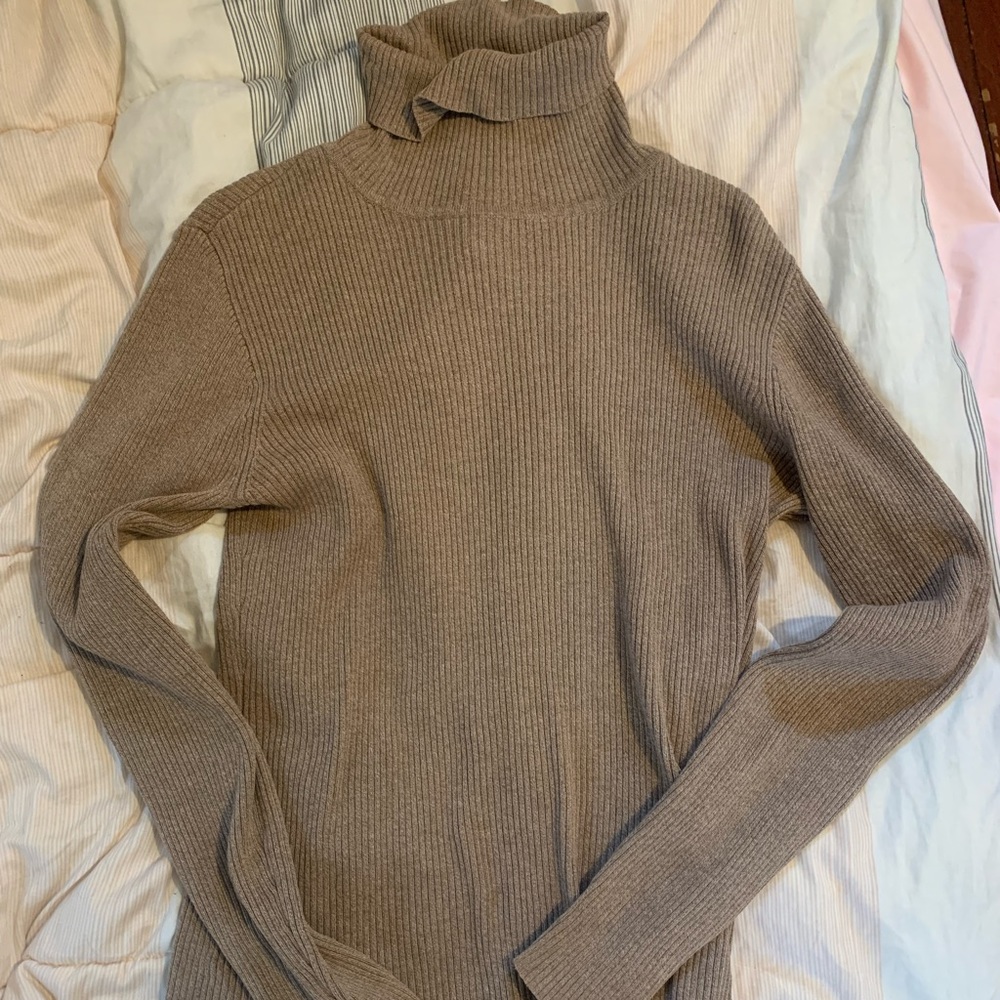 GAP turtle neck